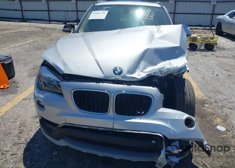 2015 BMW X1 xDrive28I z USA, uszkodzony, nr VIN WBAVL1C53FVY39823